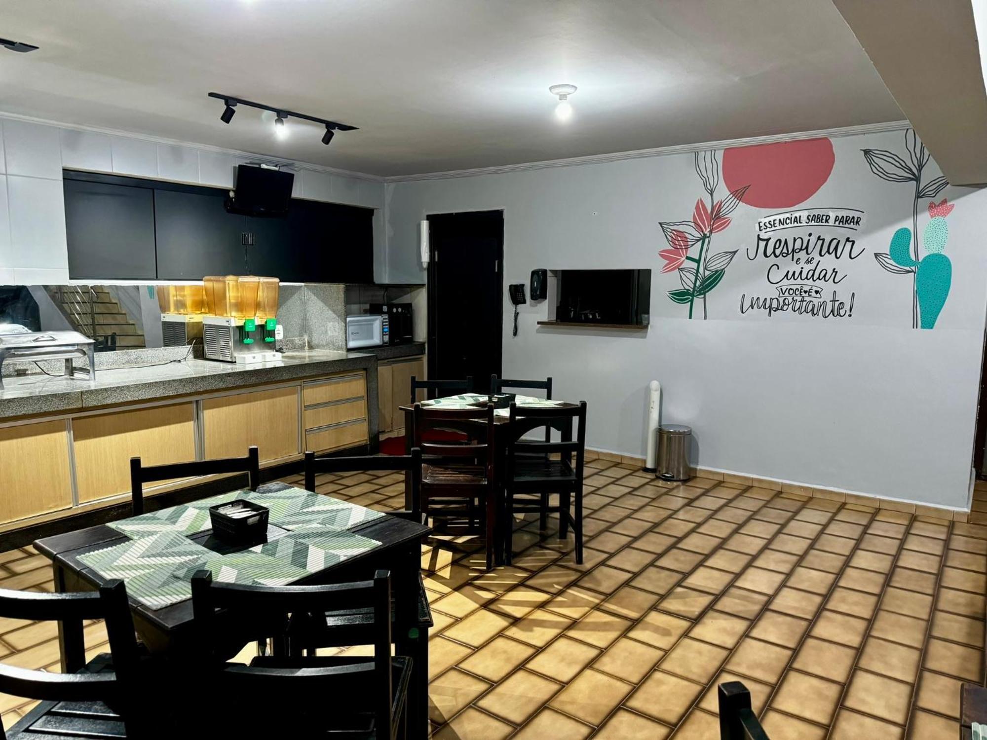 Hotel Castro Itumbiara Luaran gambar